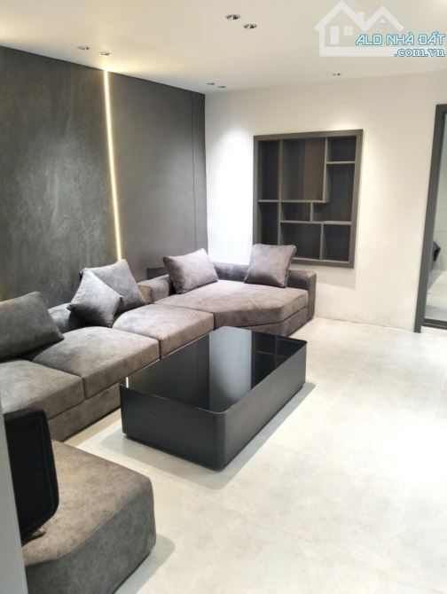 O TÔ ĐỖ CỬA - TRUNG TÂM BA ĐÌNH- GẦN LOTTE - DEAWO- Vạn Bảo 70m chỉ  4,3 tỷ, - 1