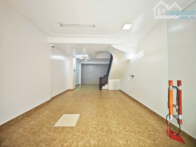 Cho thuê nhà nguyên căn khu liền kề Mỗ Lao - Hà Đông 70m2 x 4T chỉ 23tr cực đẹp - 1