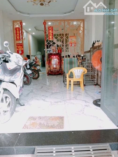 NHÀ ĐẸP Ở LIỀN MẶT TIỀN KINH DOANH HOÀNG LÊ KHA DT(4.7X23)GIÁ 16.6 TỶ - 1
