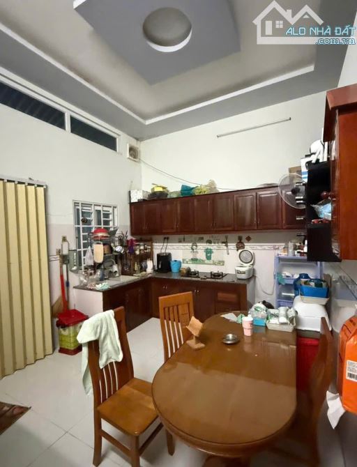 Ngộp quá rồi ạ, cần bán gấp căn Nhà cấp 4, 90m2, ở Tân Hiệp SHR 790Tr - 1