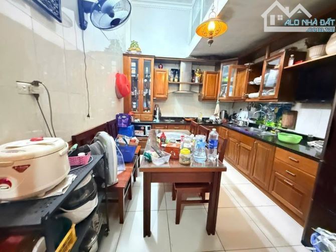 NHÀ DÂN XÂY PHÂN LÔ NGÕ THÔNG Ô TÔ TRUNG TÂM QUẬN THANH XUÂN - 1