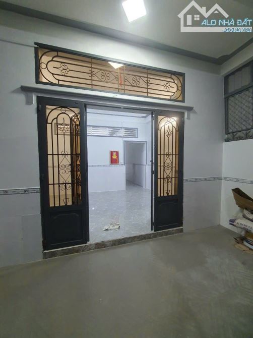 Ngộp 1 khúc ! Bán gấp căn nhà trệt - lầu ở gần KCN Tân Phú Trung 73m2 SHR giá 745tr - 1