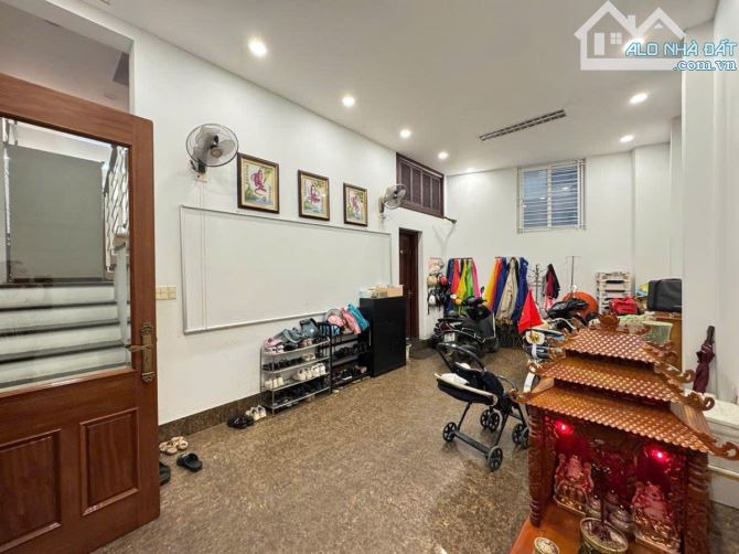 TRUNG KÍNH TRUNG HÒA CẦU GIẤY 78M² 6 TẦNG GÓC 3 MẶT THOÁNG GIÁ 42 TỶ VỈA HÈ RỘNG - 1