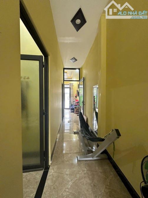 Gồng gánh không nổi nữa cần tiền bán gấp nhà c4 130m2 Giá 800tr SHR - 1
