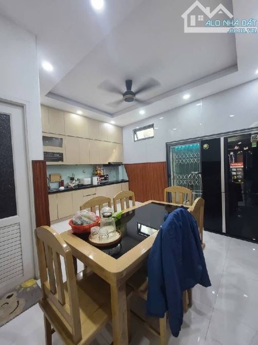 Bán nhà Gò Vấp 8.2 Tỷ, Quang Trung, Phường 12, Diện tích 68m2, Nhà 2 mặt hẻm - 1