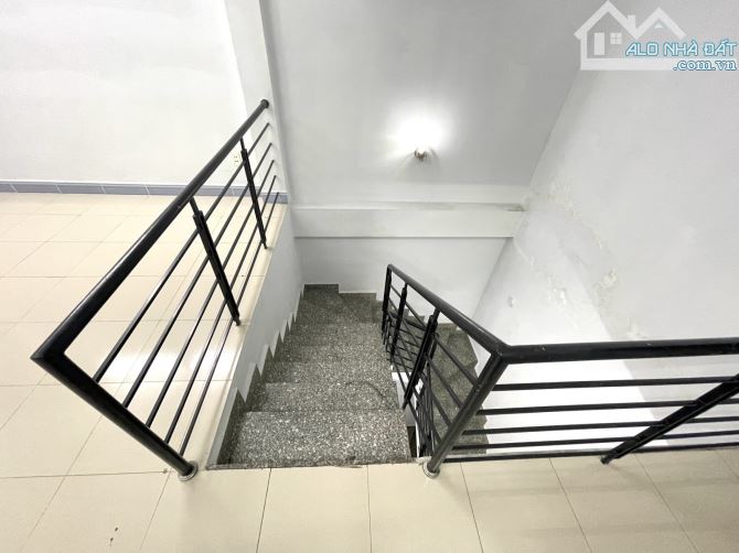 🏡 BÁN NHÀ DƯƠNG BÁ TRẠC, Q8 ✨ 3 tầng – hẻm 6m ô tô – 4PN – thu nhập 20tr/tháng  📐 DT: 4x - 1