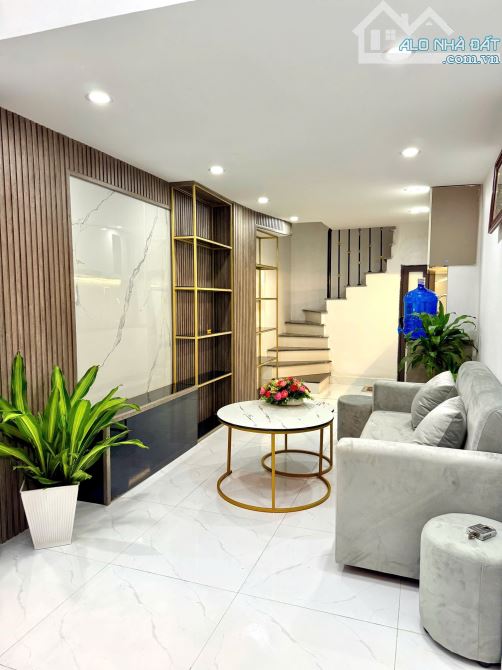 TRƯƠNG ĐỊNH – NHÀ ĐẸP 5 TẦNG – 3PN – GIÁ CHỈ 5.8 TỶ 🔸 - 1