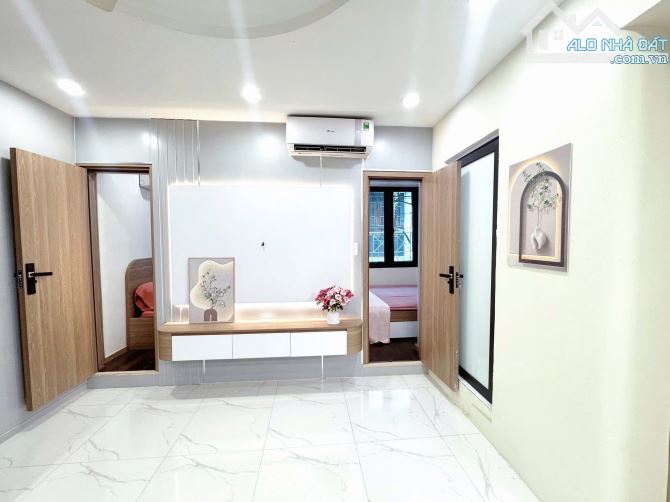 NHÀ ĐẸP - MẶT PHỐ - FULL NỘI THẤT - 2 MẶT THOÁNG - Ô TÔ ĐỖ - 2PN RIÊNG BIỆT - 1