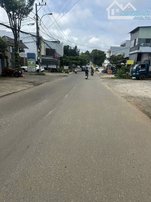 QUÁ RẼ BÈO CHO CĂN NHÀ CẤP 4 NGAY XÔ VIẾT NGHỆ TĨNH ĐƯỜNG THÔNG CHỐT CỨNG 1TỶ8 - 1