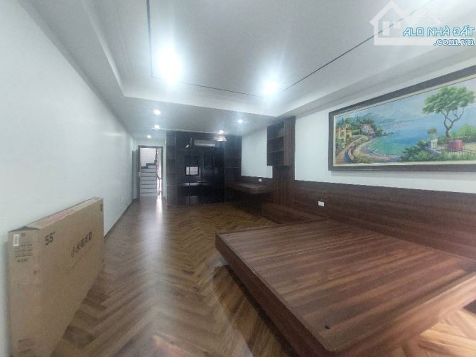 SIÊU ĐẸP - BÁN NHÀ CỔ LINH, PHỐ TRẠM, LONG BIÊN - NGÕ THÔNG - Ô TÔ TRÁNH - KD - 7 TẦNG TM - 1