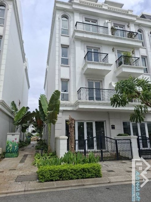 Rẻ nhất khu, bán biệt thự liền kề Trâu Quỳ Gia Lâm, 75m*5 tầng - lô góc - nhỉnh 18 tỷ - 1