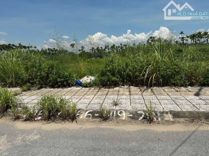 Bán 1 lô siêu đẹp- rẻ tại Hoa Động đường quy hoạch 15m đối diện Hoàng Huy giá 3,4x tỷ - 1