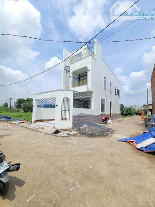 Bán 3 căn nhà 1 trệt 1 lầu sân ô tô p.Tân Hạnh Tp.Biên Hòa chỉ 3ty500 TL M7111 - 1