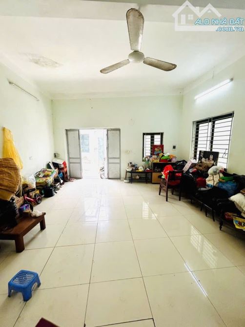 Bán nhà An Dương, dân xây 2 tầng, S 42m2, 1,99tỷ - 1