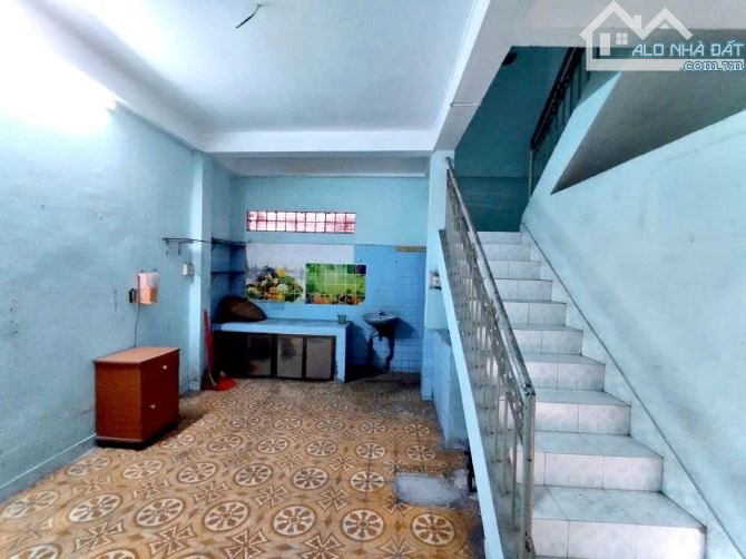 Mặt tiền Khu K300 DT 60m2 nhà kết cấu 3 tầng giá 7 tỷ. - 1