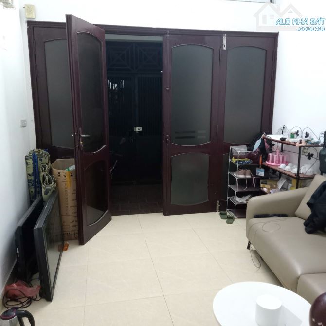 Cho thuê nhà nguyên căn ngõ 29 Khương Hạ, Khương Đình, Thanh Xuân. DT 35m x 4 tầng, giá - 1
