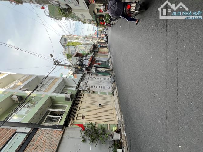 Bán nhà xinh lung linh Lê Văn Sỹ, hẻm xe hơi, 39m2, 2tầng, hơn 6tỷ (2025T281) - 2