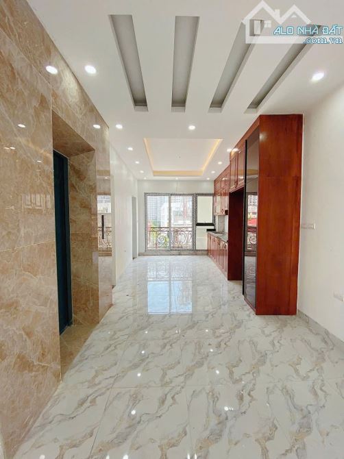 15 tỷ, 52m2, 5 tầng mới tinh ô tô vào nhà, thang máy xịn, ngõ thông kinh doanh, 30 ra phố - 2