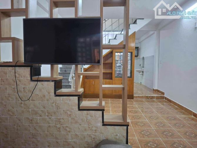 🏡💥🌈 BÁN GẤP NHÀ 2 TẦNG KIÊN CỐ – KIỆT RỘNG  Cách mặt tiền Trường Chin - 2