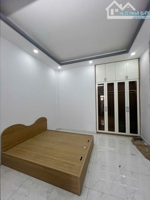 TRƯƠNG PHƯỚC PHAN GIÁP LÊ VĂN QUỚI - 44M2 (4 X 11) 2 TẦNG MỚI ĐẸP - GIÁ 4,6 TỶ. - 2