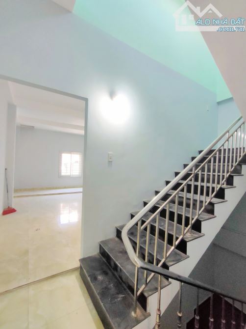 Bán nhà 2 tầng x 105m2 _ngang 7m  kiệt ô tô 5m Nguyễn Văn Thoại , Ngũ Hành Sơn - 2
