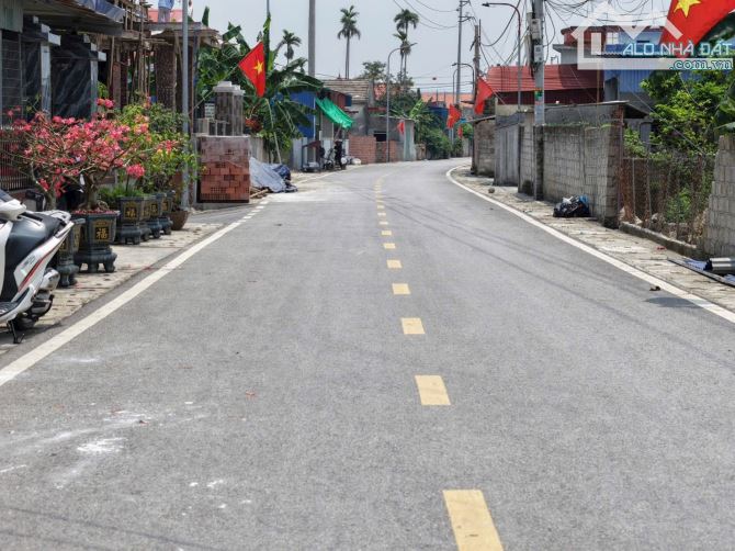 Bên em chính thức mở bán duy nhất 1 lô góc 2 mặt tiền Quang Trung ( Xã Cao Nhân cũ ) - 2
