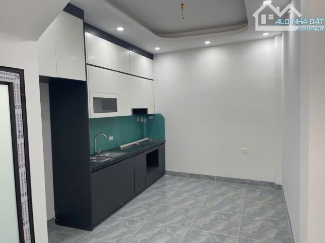 🏤 BÁN_NHÀ DI TRẠCH - MỚI ĐẸP LUNG INH, 10M Ô TÔ TRÁNH , NGÕ NÔNG, CẠNH ĐƯỜNG 3.5,KĐT HINN - 2