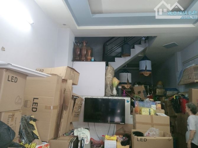 🏘️ 1/ HUỲNH THIỆN LỘC HOÀ THẠNH TP - 2 TẦNG 40M2 - SỔ VUÔNG - HẺM 8M - XE TẢI THÔNG - SÁT - 2