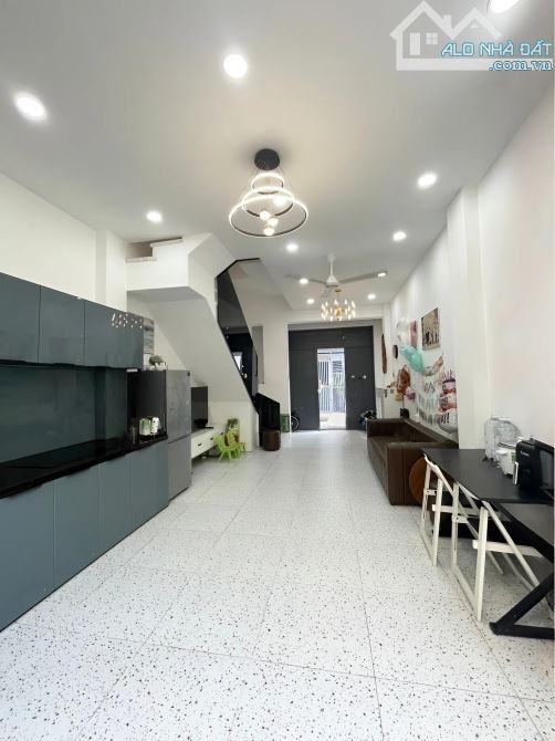 HẺM 3G HƯƠNG LỘ 2 MÃ LÒ 3 TẦNG 4.5M12M NỞ HẬU NHẸ Chỉ 4.3 TỶ Xíu - 2