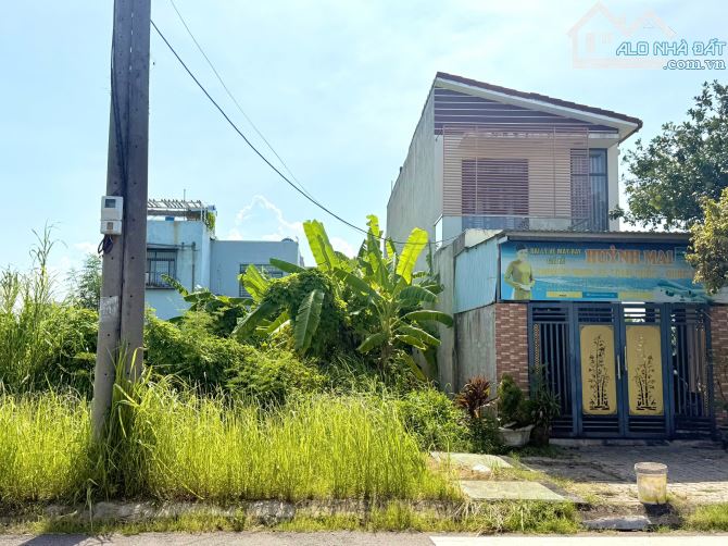 Chuyển nhượng lô đất đường 10m5 Đô Đốc Lân, giá siêu tốt - 2