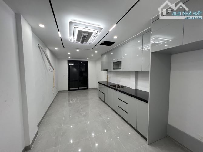BÁN NHÀ VŨ TÔNG PHAN,THANH XUÂN, NHÀ MỚI, 6 TẦNG THANG MÁY,GIÁ BÁN 8.98 TỈ, SỔ A4,GIAO DỊC