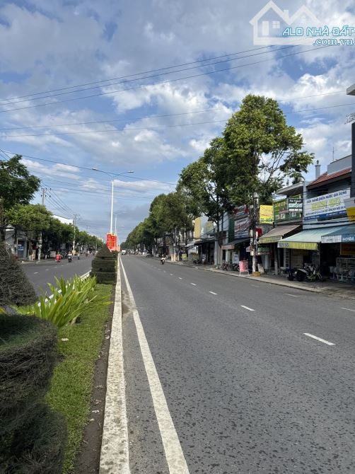 Cần bán nhà mặt tiền Kinh Doanh đường 23/10 Nha Trang - 2