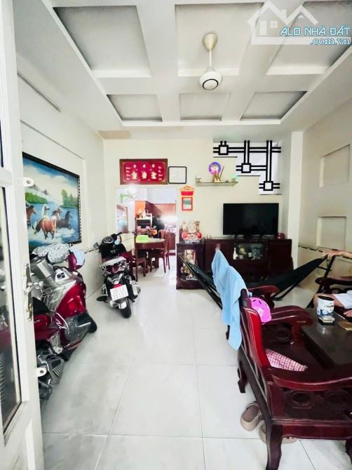 Nhà 3 Tầng BTCT Kiêng Cố vào ở liền – Hẻm rộng, dân trí cao, P5 Q8 - 5 Tỷ 38O TL - 2
