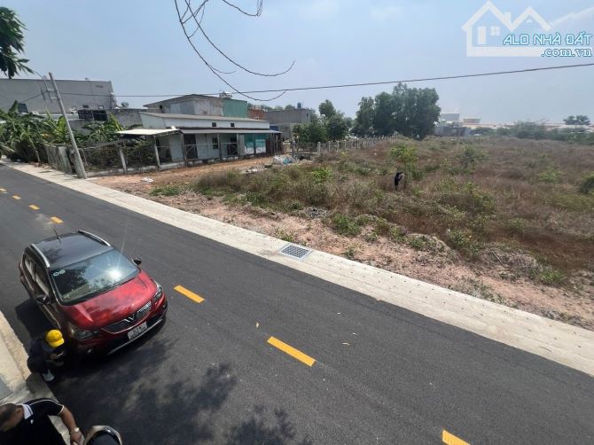 bán đất thổ cư mặt tiền hương lộ 509. Trục đường tắt thông qua KCN bắc đồng phú - 2