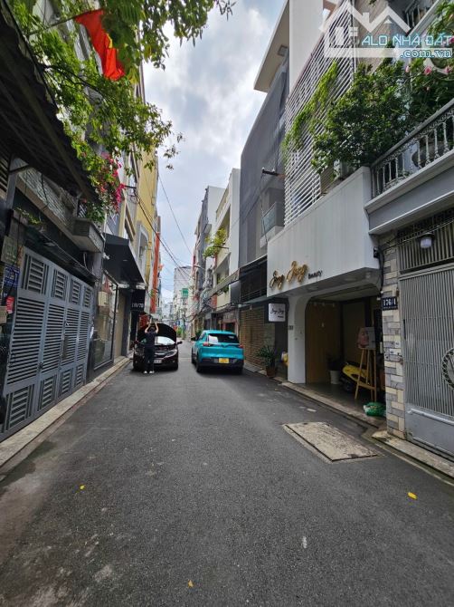SIÊU PHẨM NHÀ PHỐ TRẦN HUY LIỆU - Q. PHÚ NHUẬN - HẺM 6M - DT:85M2 - 3 TẦNG - GIÁ 14,8 TỶ. - 2