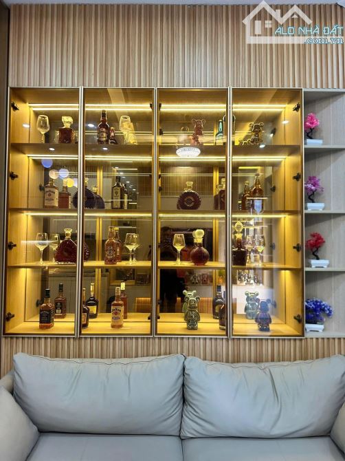 Nhà đẹp giá rẻ tại Hoàng Mai. 5 tầng full nội thất sịn sò chỉ hơn 5 tỷ - 2