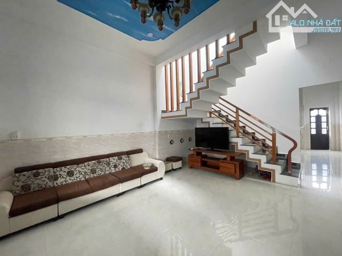 SIÊU RẺ, NHÀ 2T VIEW SÔNG, 2 MT PHÙ ĐỔNG THIÊN VƯƠNG, HỘI AN, 150M2, GIÁ CHỈ 4,x TỶ - 2