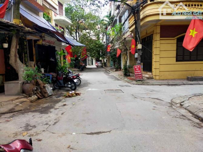 Em có sẵn mảnh đất 85m2 – 6m mặt tiền, Khu Phân Lô Võ Thị Sáu – Bạch Mai, 2 oto tránh ! - 2