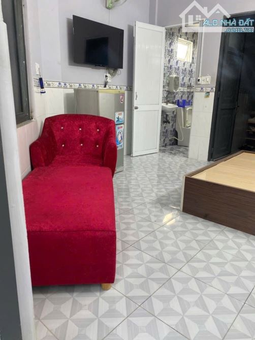 Bán CHDV 8 Tầng có hầm có thang máy, hệ thống PCCC đầy đủ, ô tô tới nhà ngay CMT8 quận 10. - 2