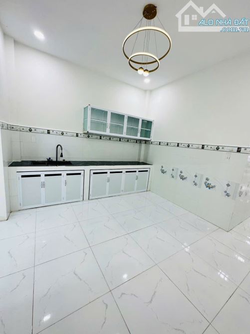 Nhà 1 Lầu 4 x 24m Khu Tân Kim, 4PN 2WC Đường Xe Hơi. Sổ Hồng Riêng Giá Rẻ - 2