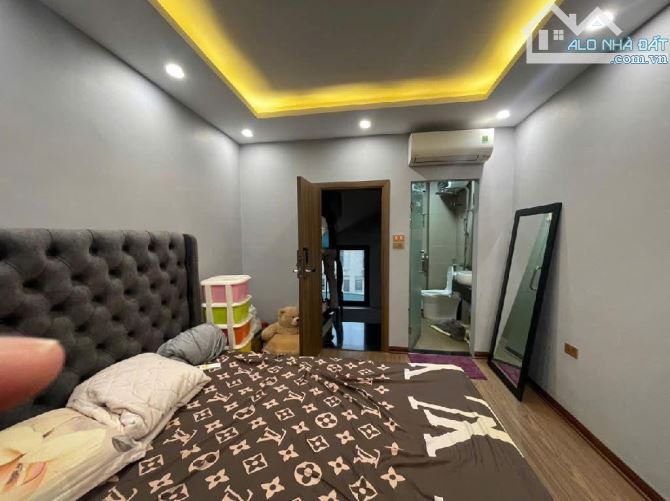 Bán nhà Cổ Nhuế, 50m x 5 tầng, full nội thất, lô góc, nở hậu, ô tô qua cửa - 2