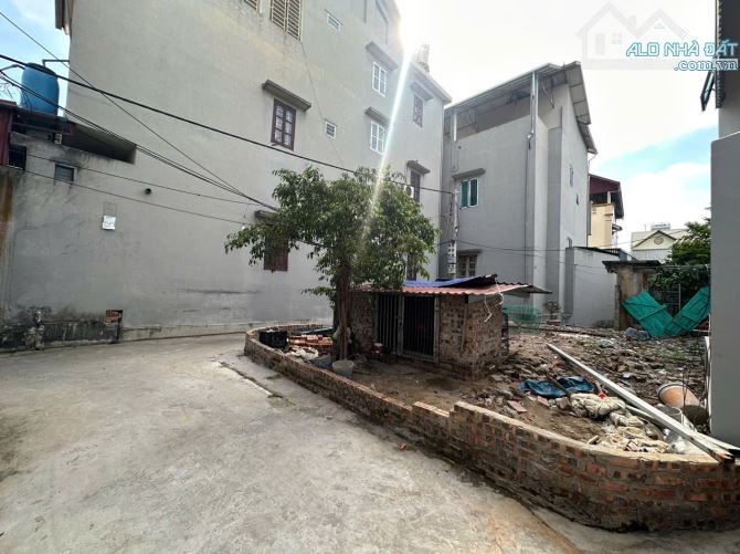 Như Lân có lô góc 3 mặt thoáng 52,3m2, Trước và sau làng  bao quanh bởi những đại đô thị… - 2