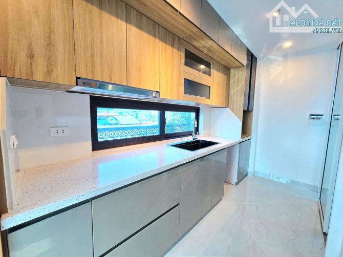 Nhỉnh 7 tỷ, Xốm - ĐH Đại Nam, ô tô, 5 tầng thang máy, kd. - 2