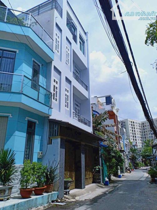 Phan Huy Ích 4 lầu đúc BTCT đường nhựa 2 xe hơi né nhau chỉ 12,6 tỷ - 2