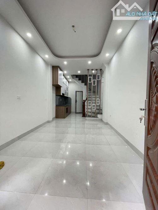 Hiếm! Nhà Xuân Phương dưới 6 tỷ - 5 tầng mới đẹp tuyệt vời ở ngay - 2