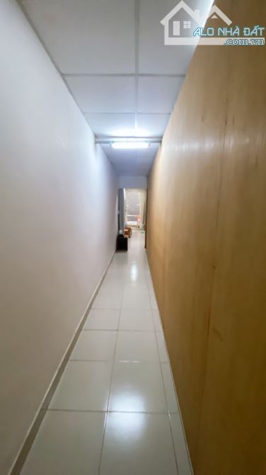 Bán nhà đang cho thuê 12 triệu/ 1 tháng, Mai Văn Ngọc gần chợ Trần Hữu Trang - 2