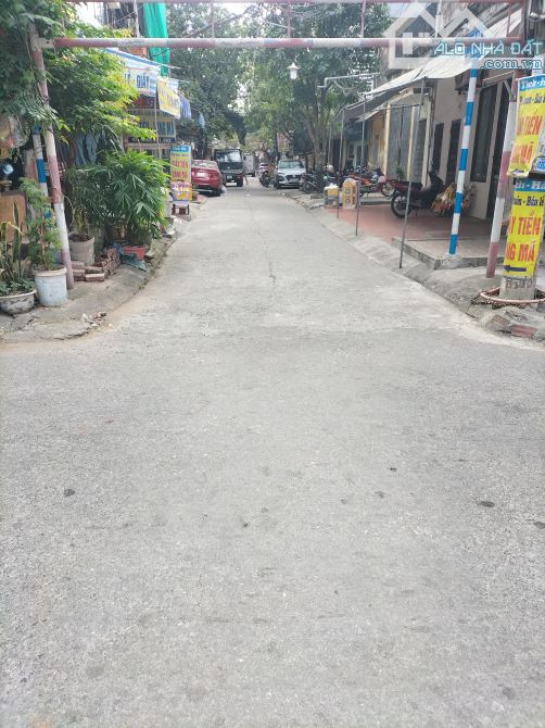 Bán đất tại thị trấn Vũ Thư DT55m2, MT5m, giá 1tỷ 350 đất sạch - 2