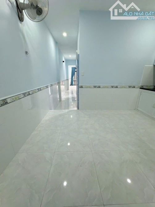 Nhà giá rẻ cần bán ở Tân Hiệp Hóc Môn 4x22 ( 88m2 ) 815 TRIỆU Sổ hồng riêng đầy đủ - 2