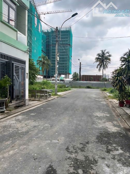 🏡KHU VIP LÒ LU HXH 4 TẦNG SÁT MT 6.XTỶ CẠNH CC ELY SIAN Q9 - 2