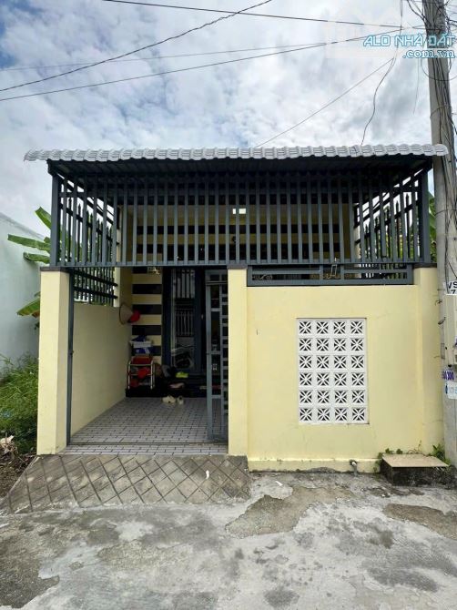 Gồng gánh không nổi nữa cần tiền bán gấp nhà c4 130m2 Giá 800tr SHR - 2